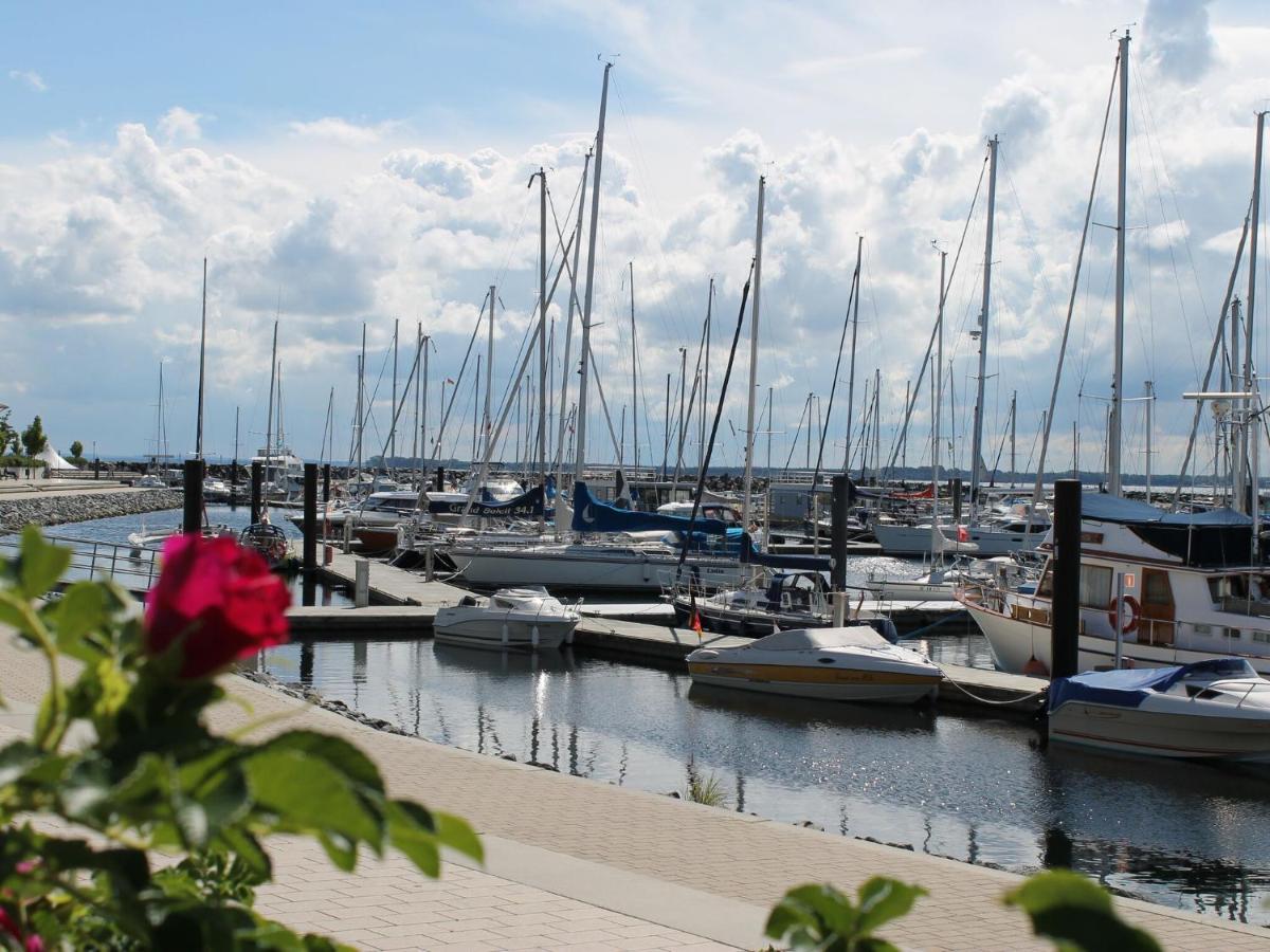 Attractive Apartment In Kluetz Near The Sea Luaran gambar